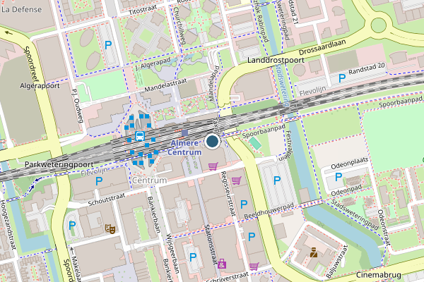 Politie-melding op Stationsplein, Almere op 9 mei, kaart-overzicht